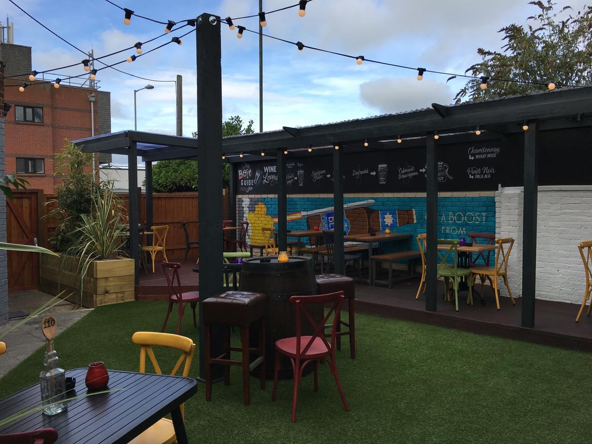 Queen Street Tap Deal Exterior photo